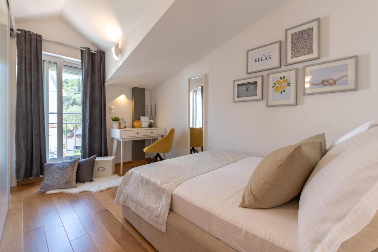 Apartments Belmat Трогир Екстериор снимка