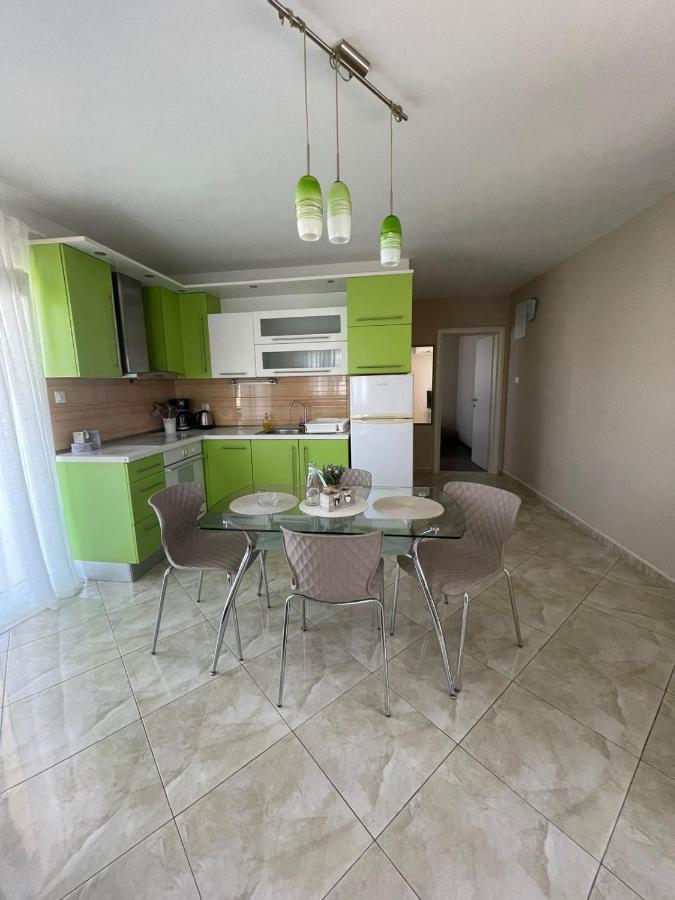 Apartments Belmat Трогир Екстериор снимка
