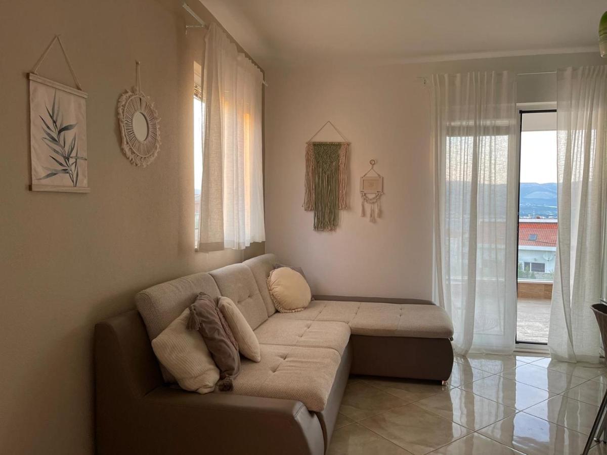 Apartments Belmat Трогир Екстериор снимка