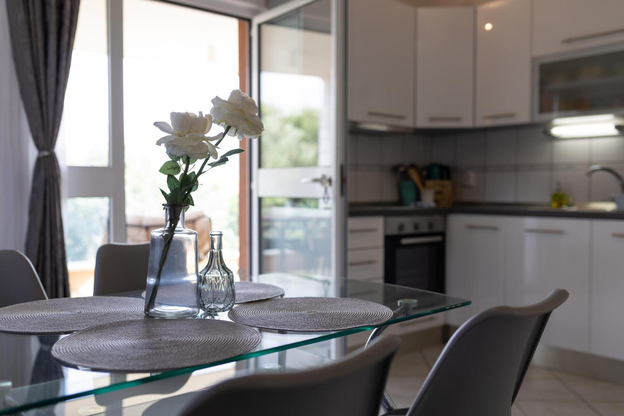 Apartments Belmat Трогир Екстериор снимка