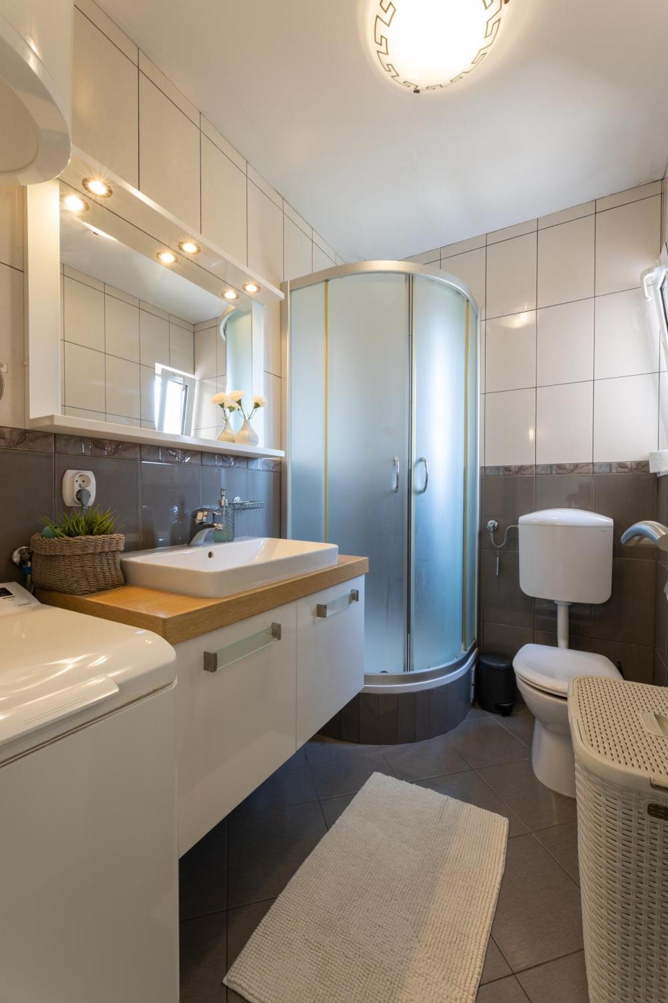 Apartments Belmat Трогир Екстериор снимка