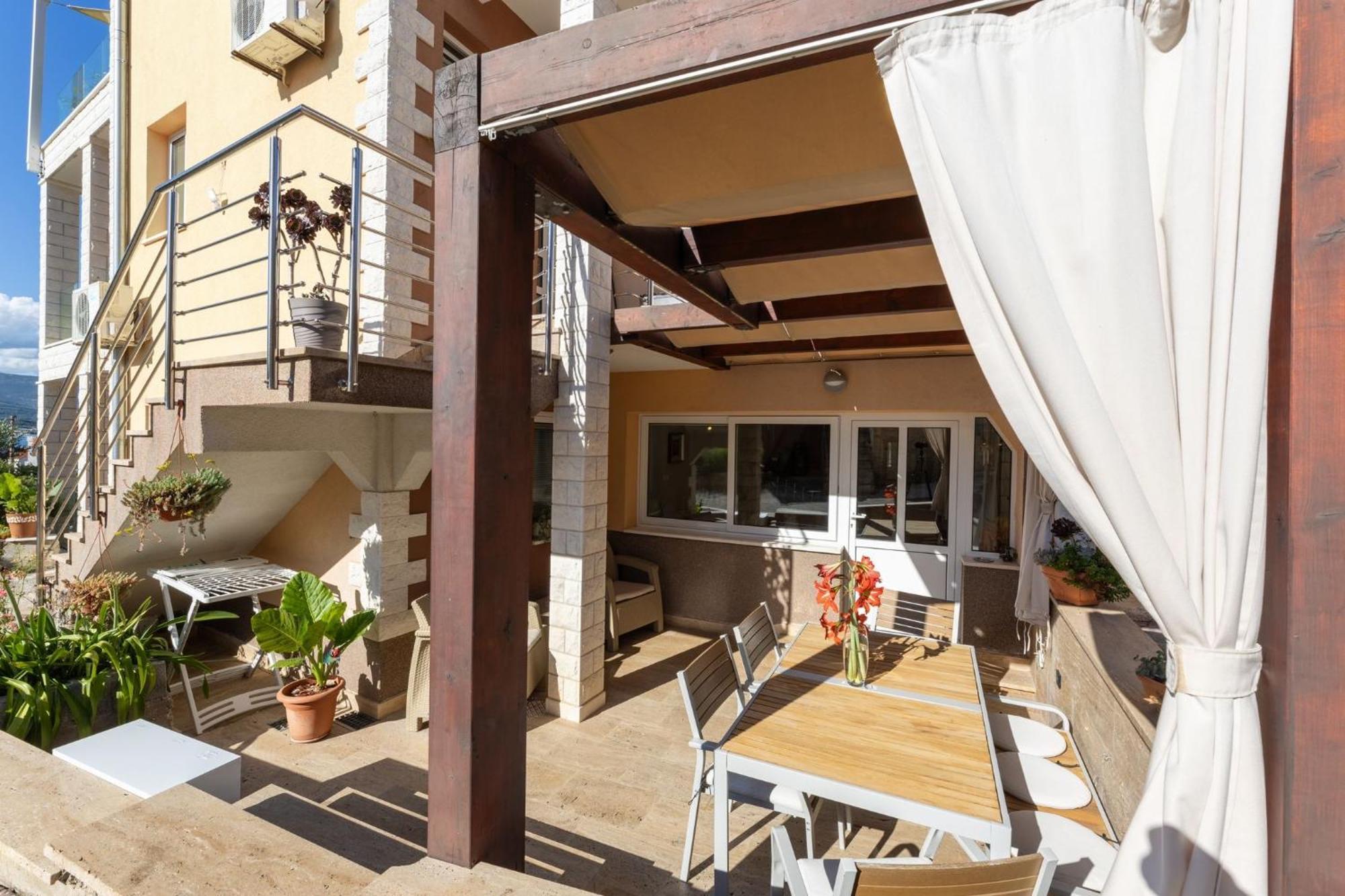 Apartments Belmat Трогир Екстериор снимка
